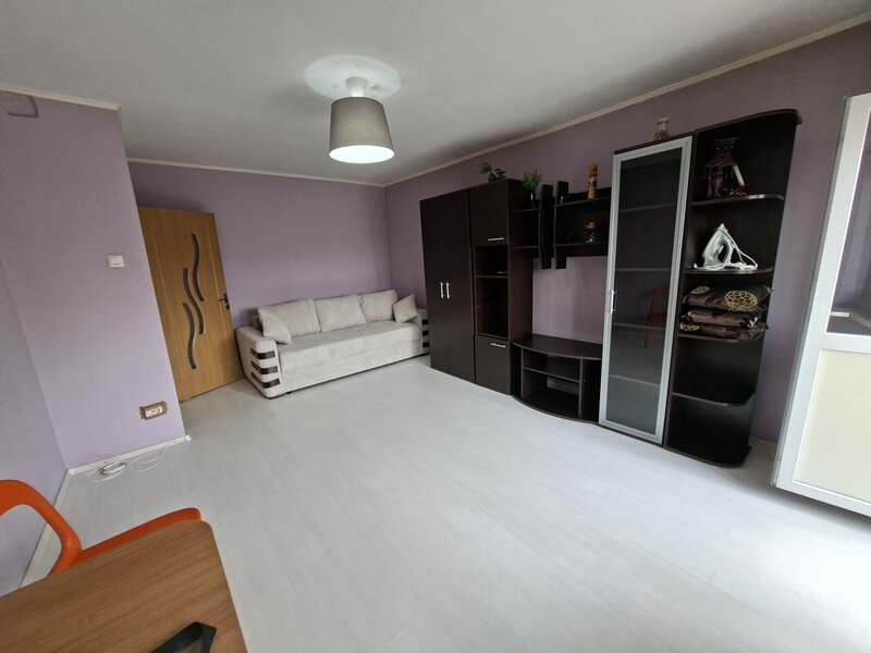 Iancului, Maior Coravu, Piata Muncii