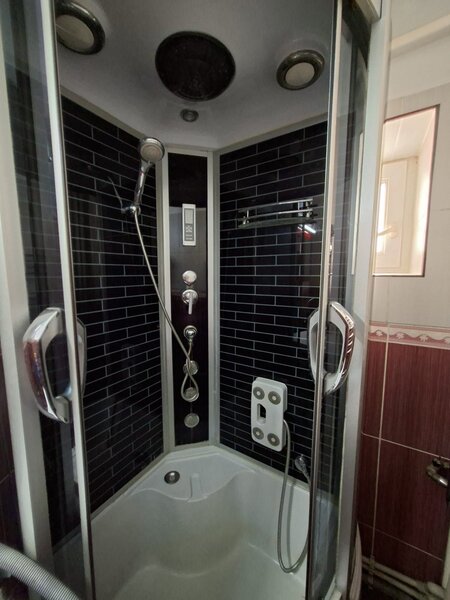 Iancului, Maior Coravu, Piata Muncii